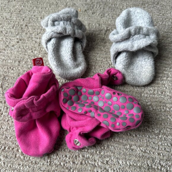 Zutano Baby Booties - 2 Pairs - Picture 1 of 2